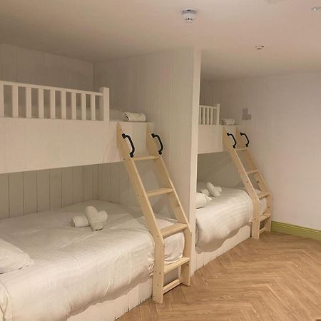 Walsh'S Hotel And Apartments Maghera  외부 사진