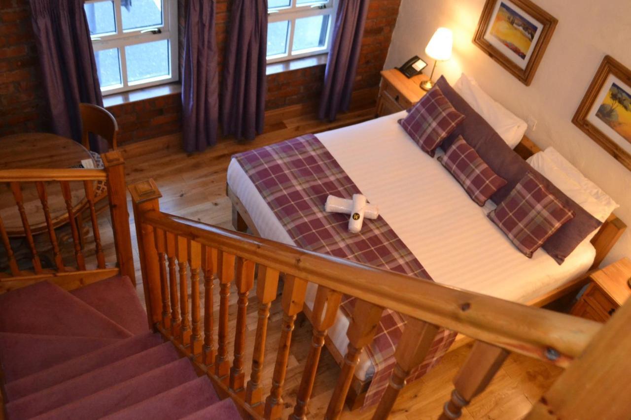 Walsh'S Hotel And Apartments Maghera  외부 사진