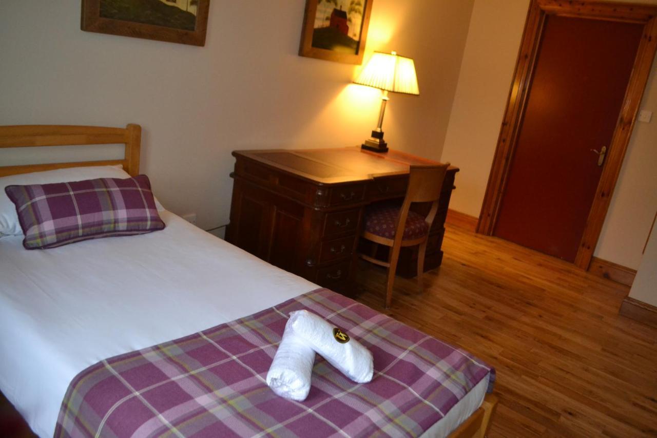 Walsh'S Hotel And Apartments Maghera  외부 사진