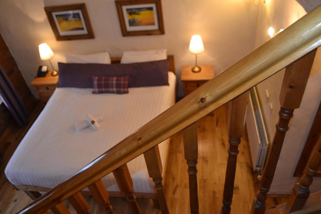 Walsh'S Hotel And Apartments Maghera  외부 사진