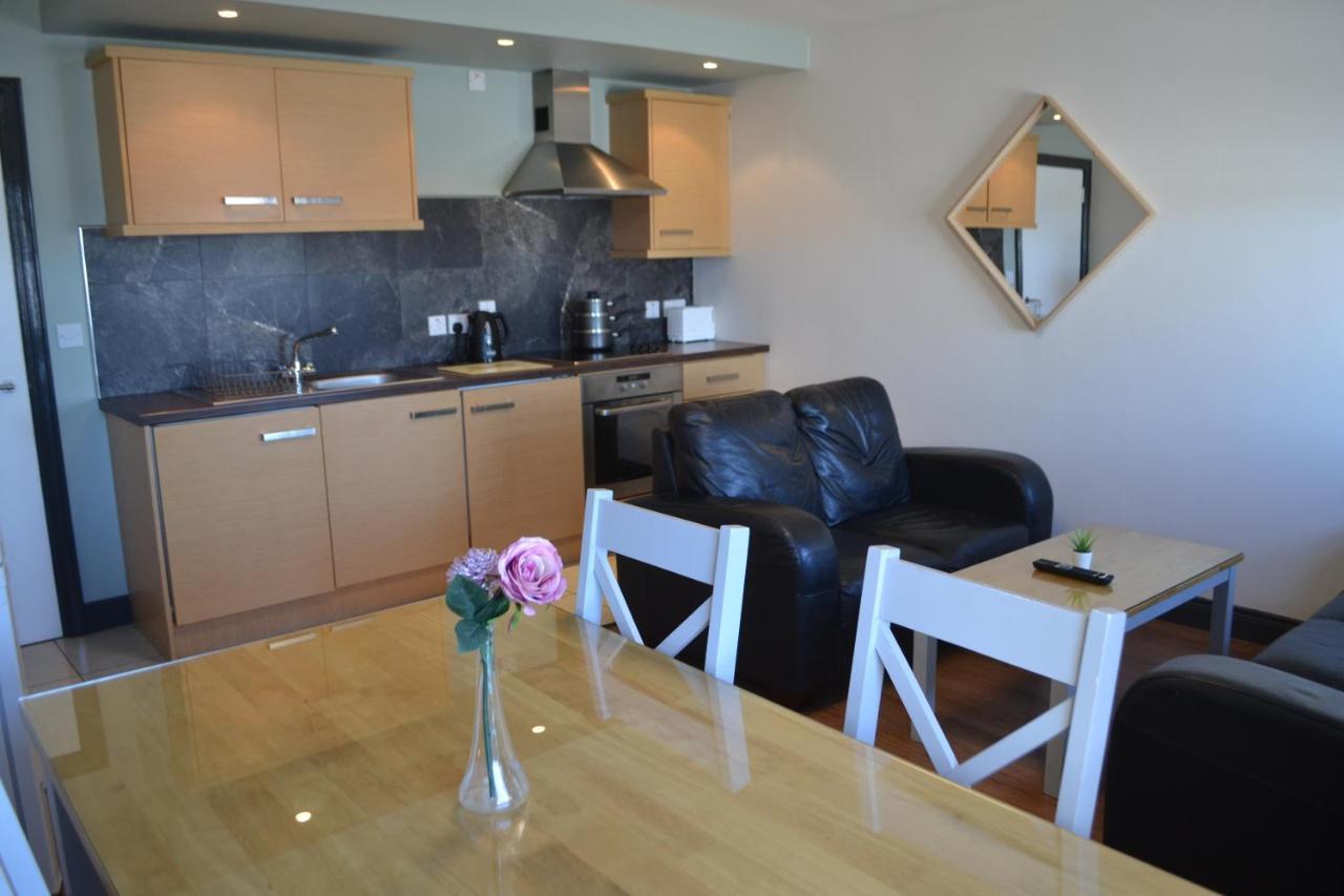 Walsh'S Hotel And Apartments Maghera  외부 사진