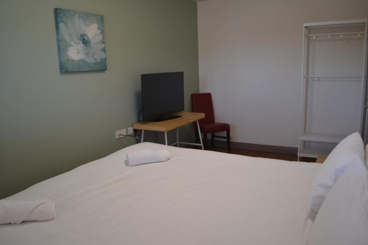 Walsh'S Hotel And Apartments Maghera  외부 사진