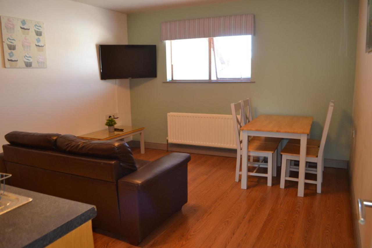 Walsh'S Hotel And Apartments Maghera  외부 사진