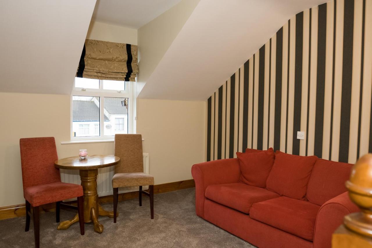 Walsh'S Hotel And Apartments Maghera  외부 사진